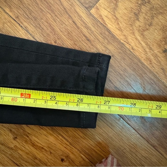 J Crew Women’s 8" Stretchy Toothpick Skinny Low Rise Jean in True Black Size 24 - Picture 6 of 7